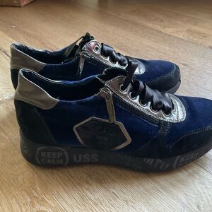 Italian Shoemakers Blue and Black Sneakers with Textured Sole